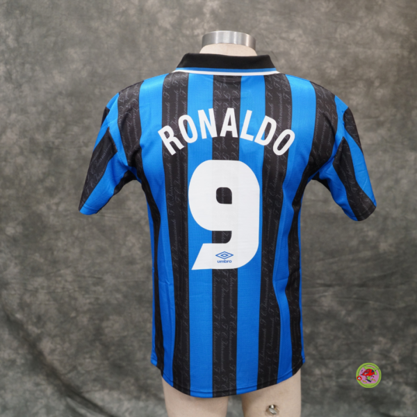 Inter 1997/1998 “Ronaldo” Retro Jersey– Adults